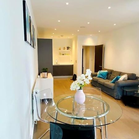 Lovely 1 Bed Flat In North Kensington Londen Buitenkant foto